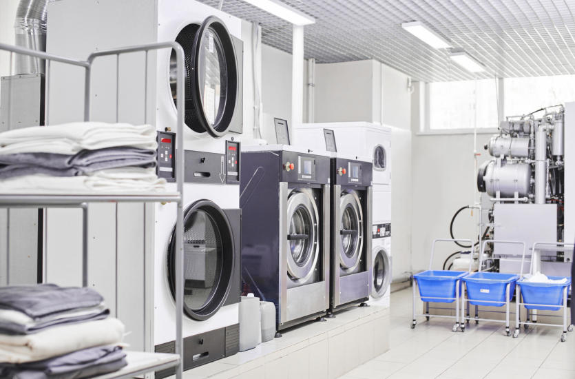 GIẶT RÈM CỬA, MÀN CỬA THÁO RÁP TẠI NHÀ